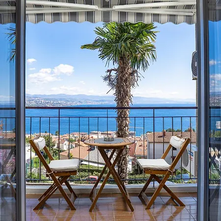 Alba Apartment *
